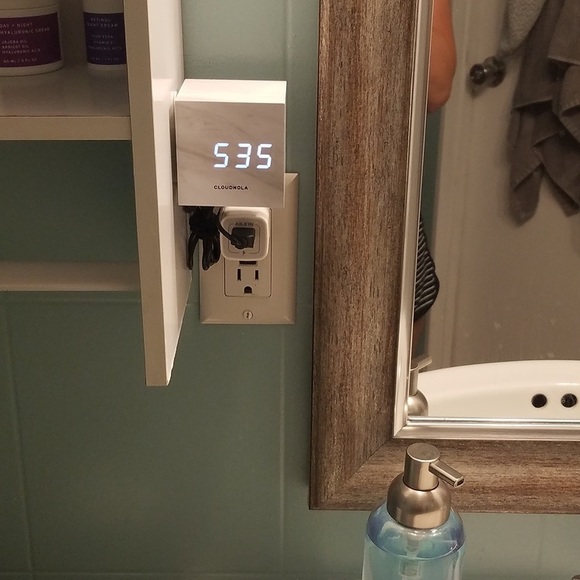 ⏱️SOLD⏱️ Cloudnola Cube Alarm Clock - Picture 2 of 10